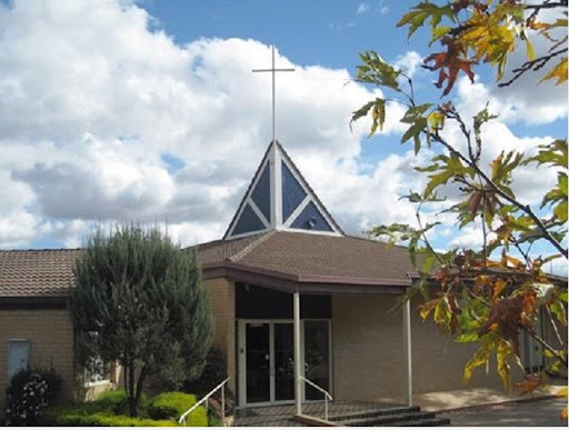 Holy Cross Lutheran Church