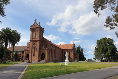 sacred heart campbells hill church