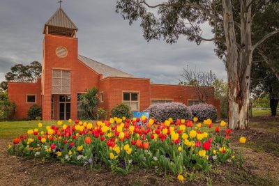 the best churches in tuggeranong